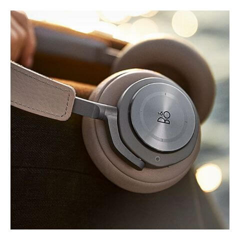 Bang & Olufsen